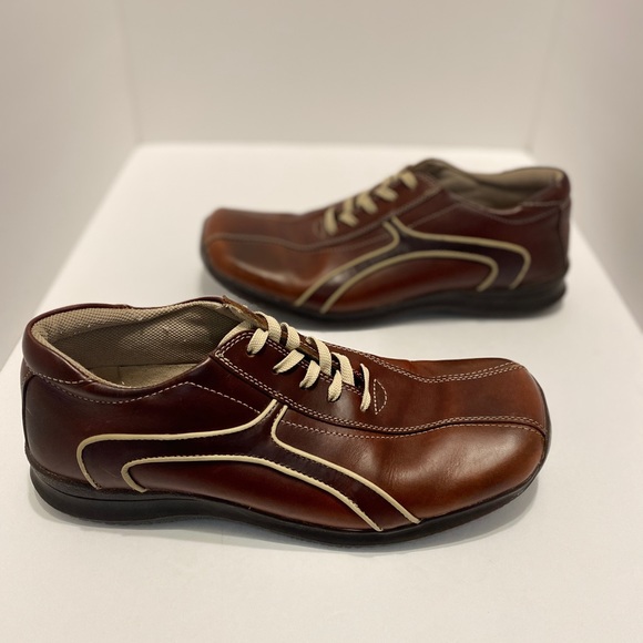 Men’s Brown Square Toed Dress Shoes - Picture 2 of 10